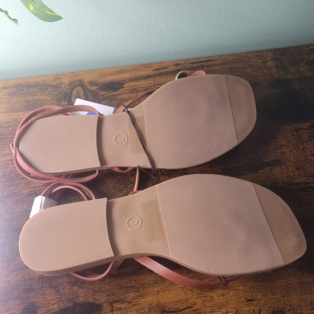 Universal Thread Gladiator Sandals Memory Foam Amber Stone Tan Womens 7 NWT - Picture 7 of 9
